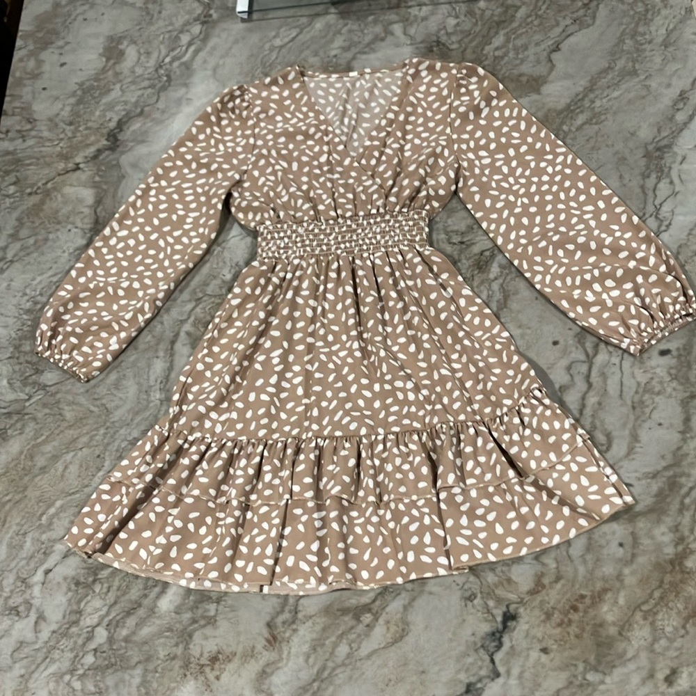 SHEIN Tan & White Long-Sleeve Dress (Size S)